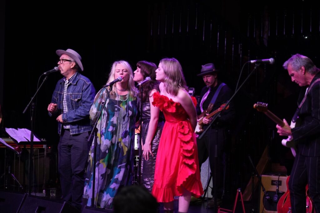 Singin at the Bob Dylan Birthday bash with Rob Snarski and Charm of Finches